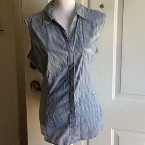 Riders by Lee women’s xlg sleeveless blouse w/hidden buttons